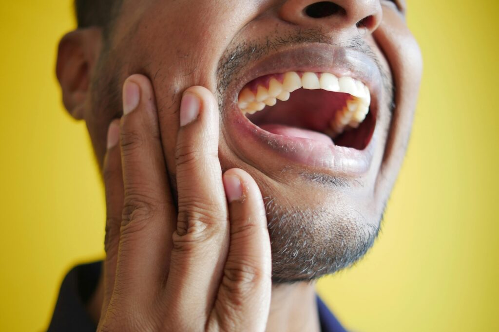 Tooth Pain With No Visible Cavity: What Could Be Causing It?